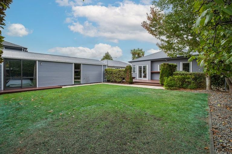 Photo of property in 225 Cranford Street, St Albans, Christchurch, 8014