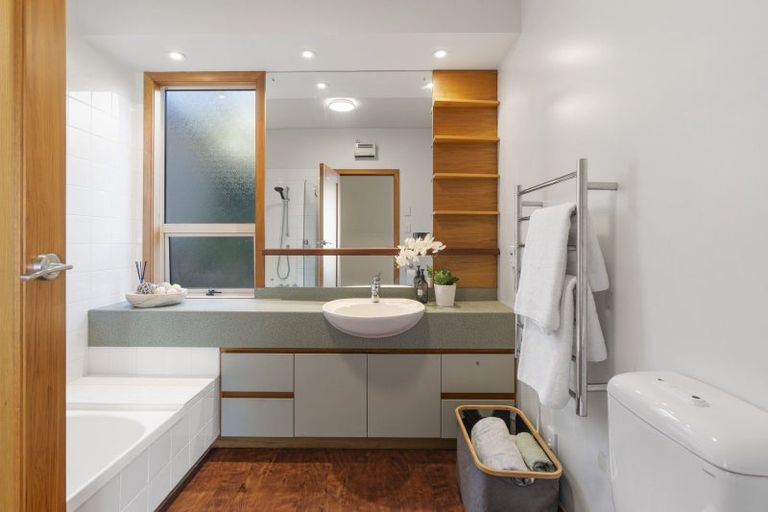 Photo of property in 20a Signal Hill Road, Opoho, Dunedin, 9010