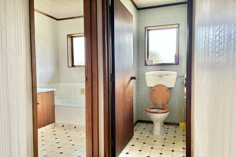 Photo of property in 1a Saint Marys Road, Waipukurau, 4200