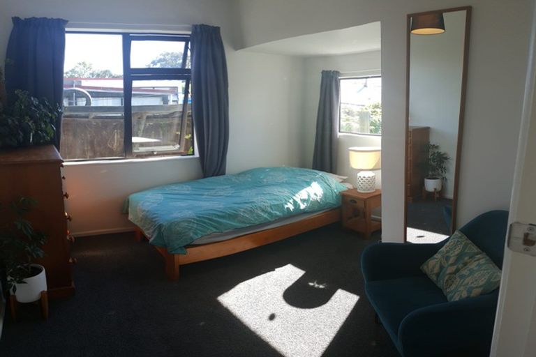 Photo of property in 47 Mackworth Street, Woolston, Christchurch, 8062