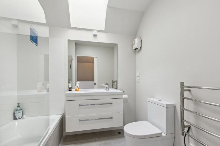 Photo of property in Pirie Street Townhouses, 32/35u Pirie Street, Mount Victoria, Wellington, 6011