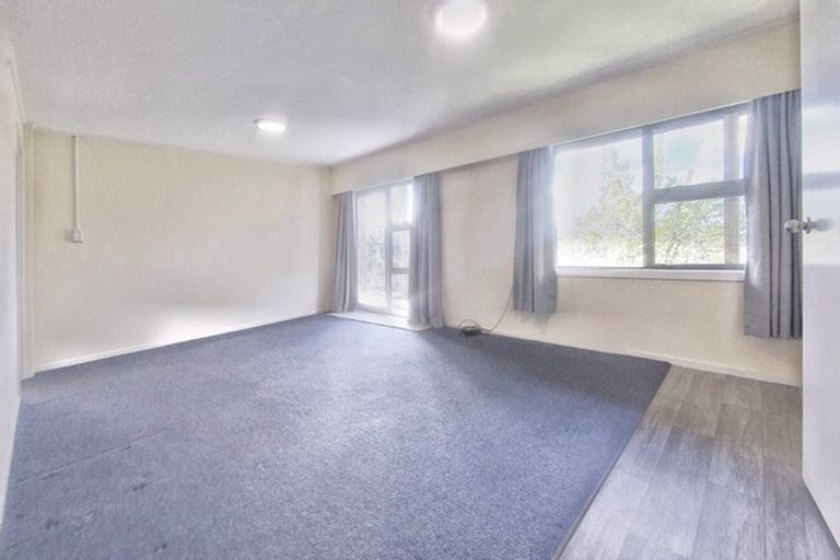Photo of property in 19 Scott Road, Stanmore Bay, Whangaparaoa, 0932