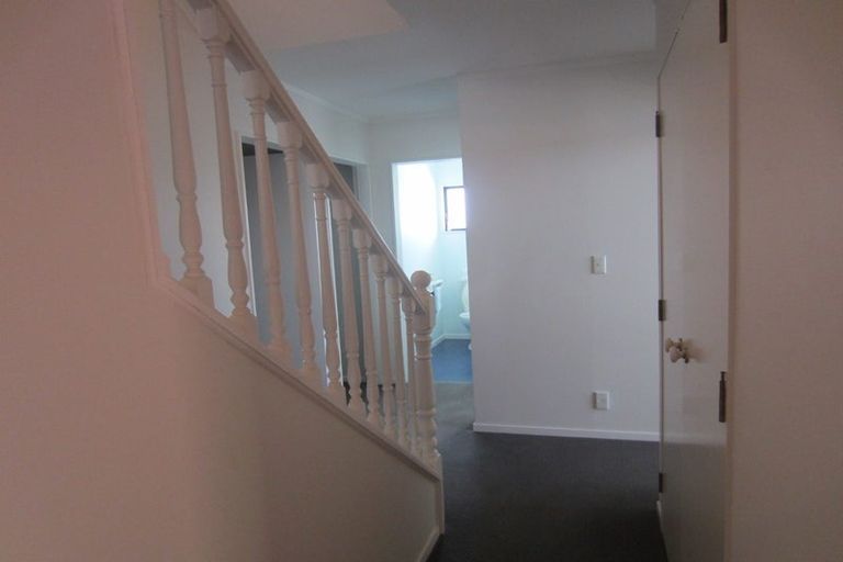 Photo of property in 99 Woodman Drive, Tawa, Wellington, 5028