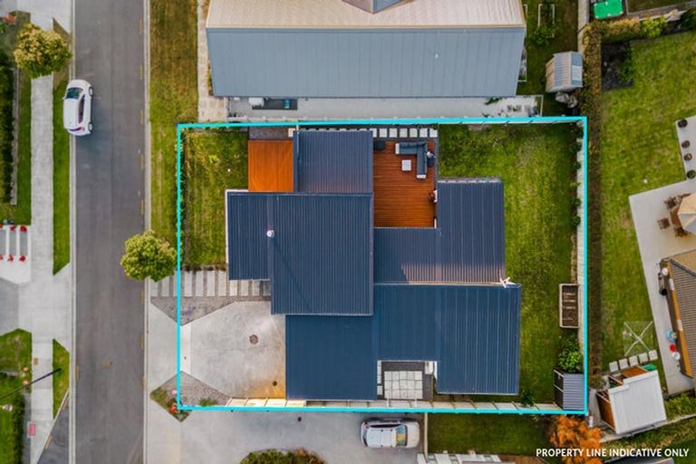 Photo of property in 17 Leebank Crescent, Riverhead, 0820