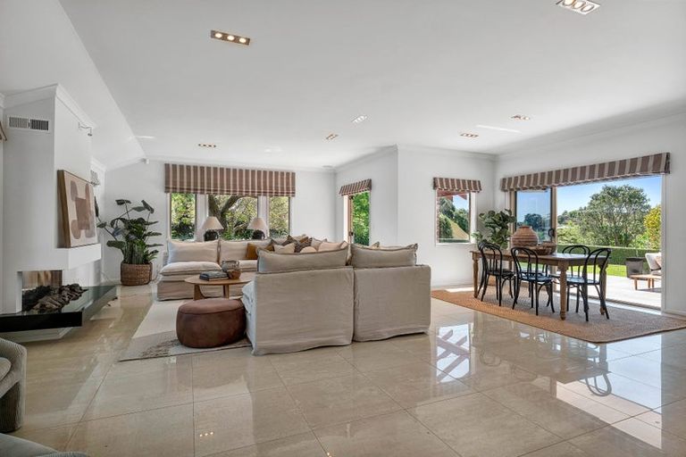 Photo of property in 377 Frankley Road, Ferndale, New Plymouth, 4310