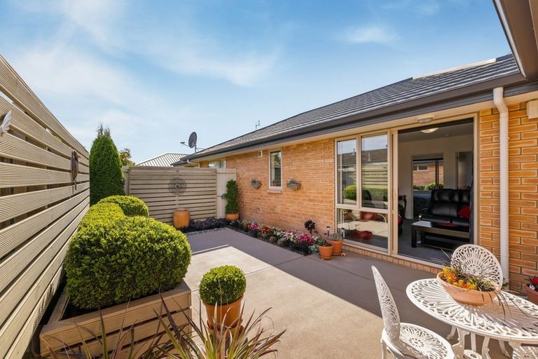 Photo of property in 5/165 Highsted Road, Casebrook, Christchurch, 8051