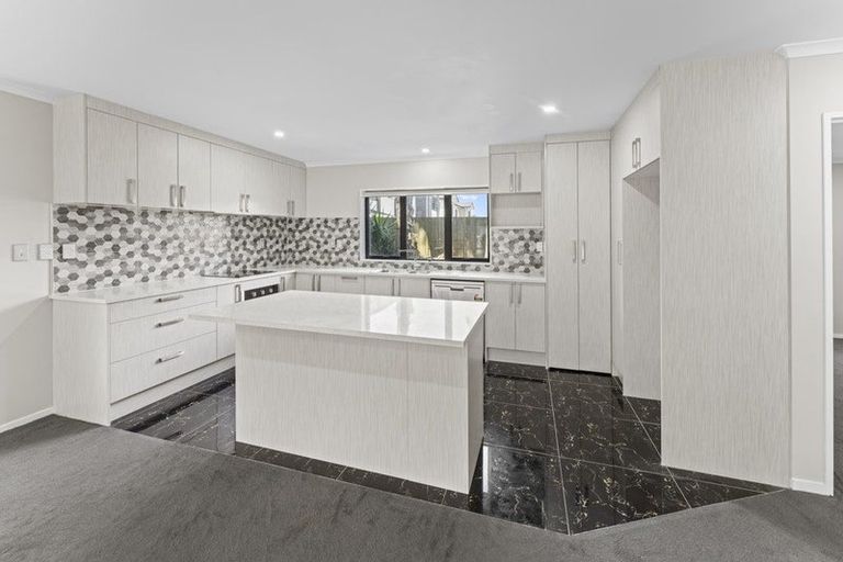 Photo of property in 4 Kakaho Way, Papatoetoe, Auckland, 2025