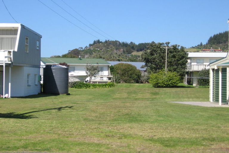 Photo of property in 128 Captain Cook Road, Cooks Beach, Whitianga, 3591
