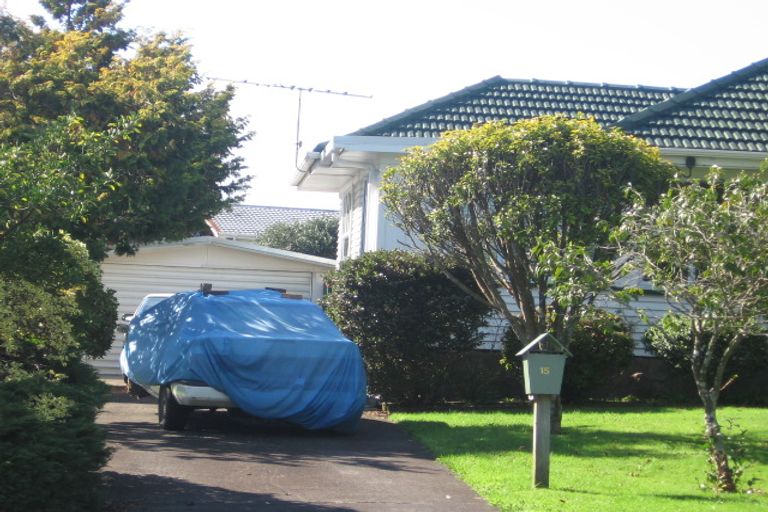 Photo of property in 1/15 Cambourne Road, Papatoetoe, Auckland, 2025