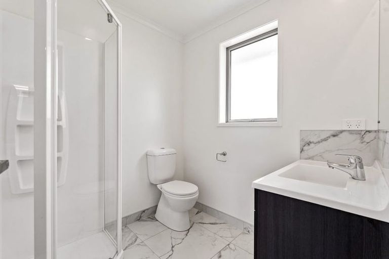 Photo of property in 12 Saint Michaels Crescent, Kelburn, Wellington, 6012