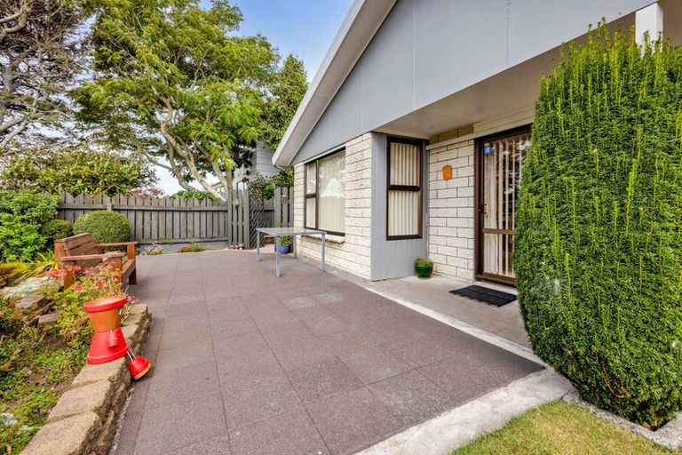 Photo of property in 14a Murdoch Street, Hawera, 4610