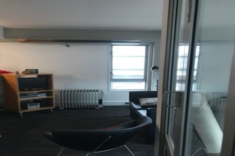 Photo of property in St Pauls Apartments, 93/43u Mulgrave Street, Thorndon, Wellington, 6011