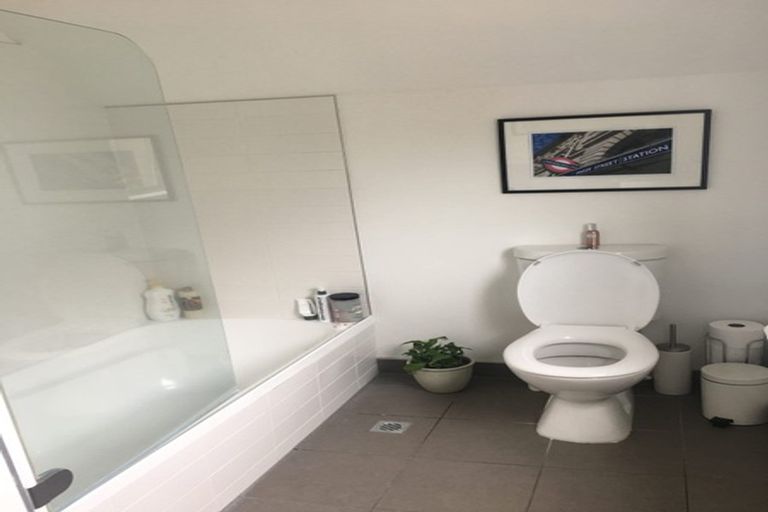 Photo of property in 12u3 Agra Crescent, Khandallah, Wellington, 6035