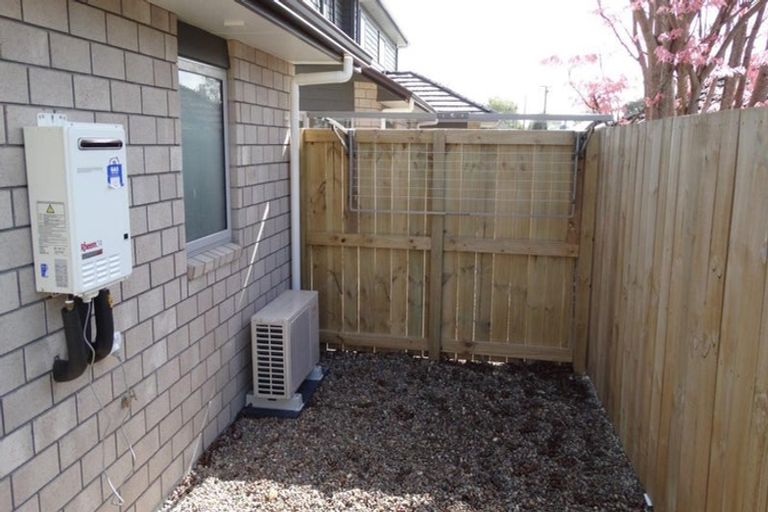 Photo of property in 19u3 Abbotsford Street, Whitiora, Hamilton, 3200