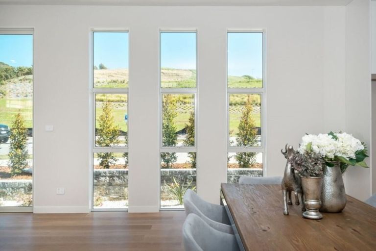 Photo of property in 23 Tawatawa Street, Long Bay, Auckland, 0630