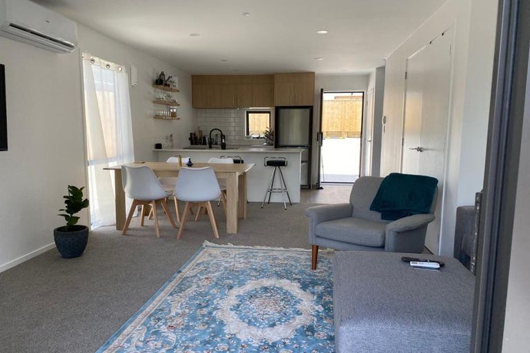 Photo of property in 1d Shamrock Lane, Te Atatu Peninsula, Auckland, 0610