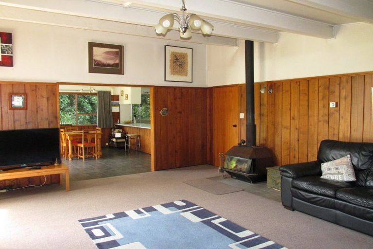 Photo of property in 14 Marine Parade, Wairoa, 4108
