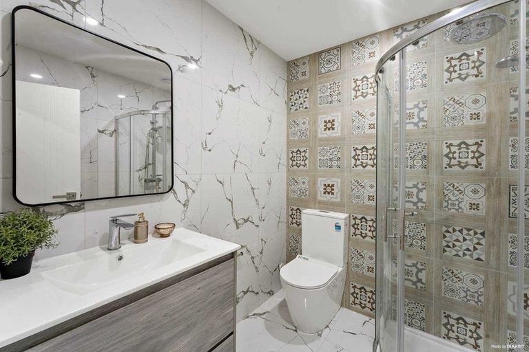 Photo of property in 4c Old Wairoa Road, Papakura, 2110