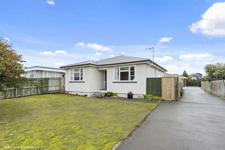 Photo of property in 105 Bassett Street, Burwood, Christchurch, 8083