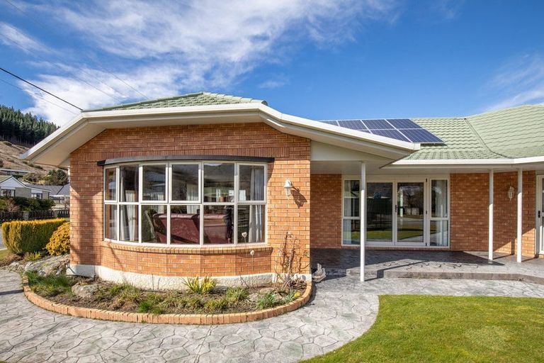 Photo of property in 39 Hazlett Street, Clyde, 9330