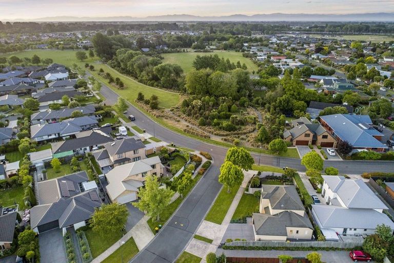 Photo of property in 1 Richard Seddon Drive, Northwood, Christchurch, 8051