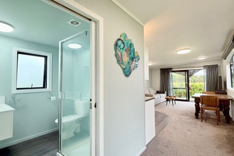Photo of property in 154 Ohinepanea Road, Pukehina, Te Puke, 3186