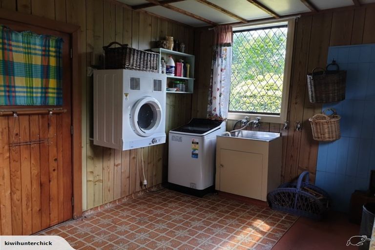 Photo of property in 35 Davis Street, Reefton, 7830