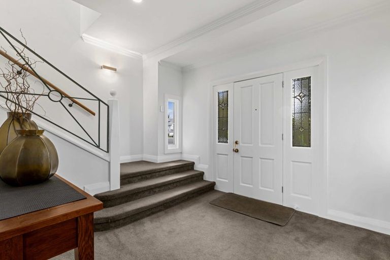 Photo of property in 1/41 East Coast Road, Milford, Auckland, 0620