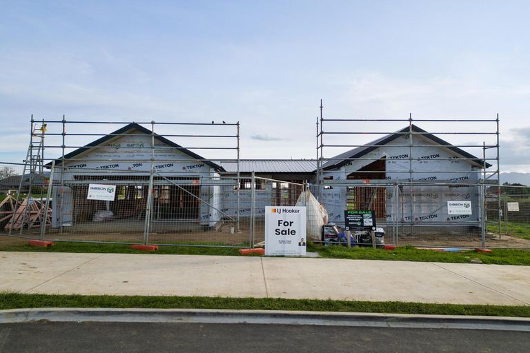 Photo of property in 35 Manaia Road, Tairua, 3508