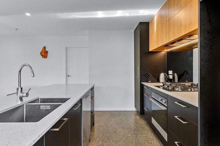 Photo of property in 202 Muriwai Valley Road, Muriwai, Waimauku, 0881