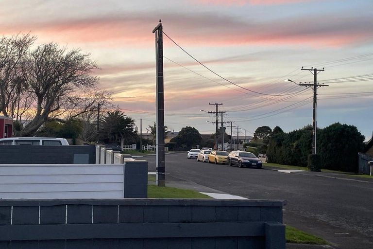 Photo of property in 84a Queens Road, Glen Avon, New Plymouth, 4312