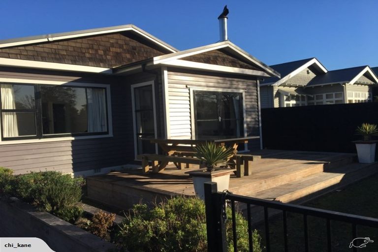 Photo of property in 130 Saint Martins Road, Saint Martins, Christchurch, 8022