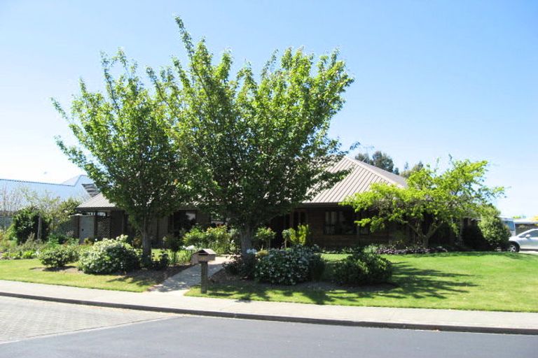 Photo of property in 24 Mansfield Drive, Kaiapoi, 7630