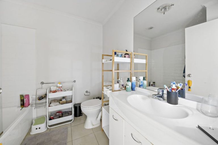 Photo of property in 18/94 Glengarry Road, Glen Eden, Auckland, 0602