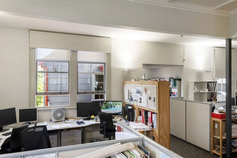 Photo of property in 58 Calliope Road, Stanley Point, Auckland, 0624