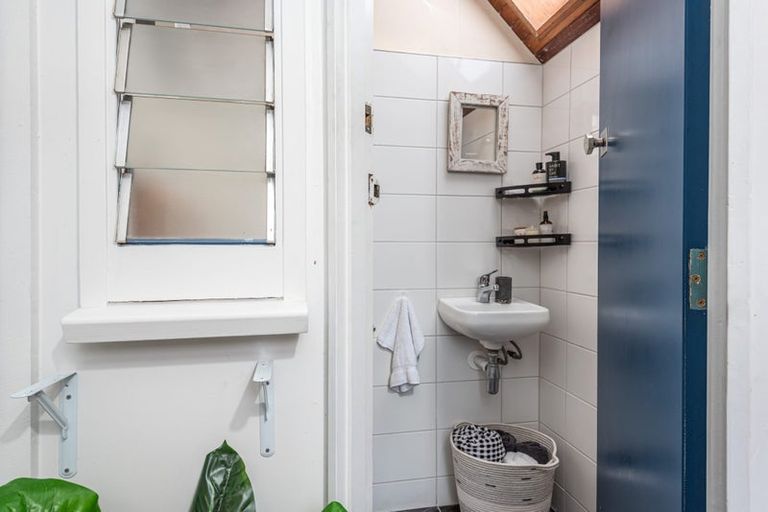 Photo of property in 3a Mclellan Place, Ilam, Christchurch, 8041