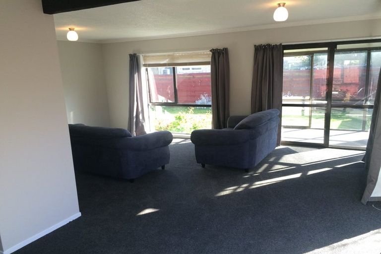 Photo of property in 2/9 Ikamatua Lane, Sydenham, Christchurch, 8023