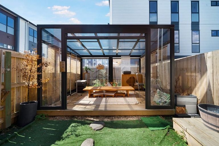 Photo of property in 9 Landing Path Drive, Hobsonville, Auckland, 0616