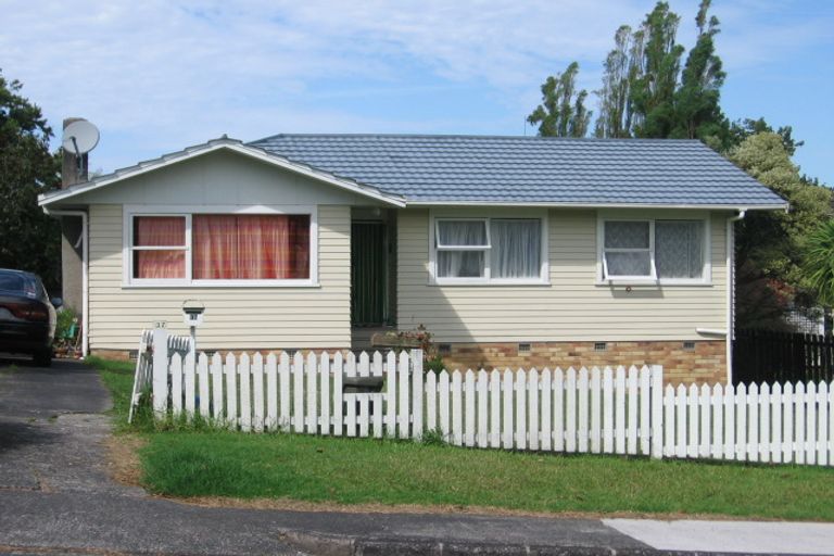 Photo of property in 37 Hilling Street, Titirangi, Auckland, 0604
