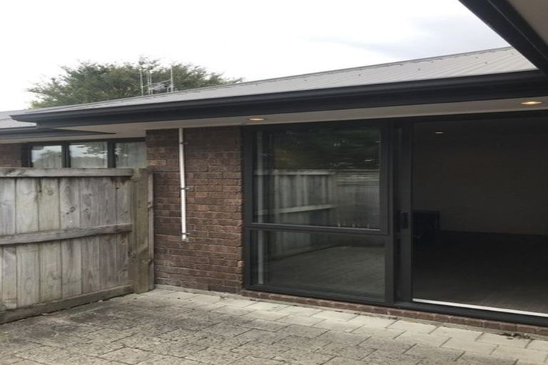 Photo of property in 20u2 Greensboro Street, Hamilton East, Hamilton, 3216