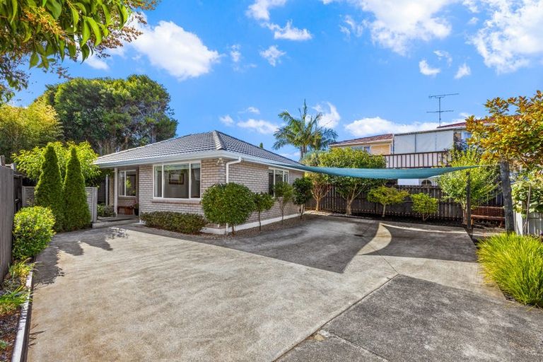 Photo of property in 183a Birkdale Road, Birkdale, Auckland, 0626