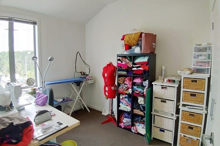 Photo of property in 140 Gills Road, Albany Heights, Auckland, 0632