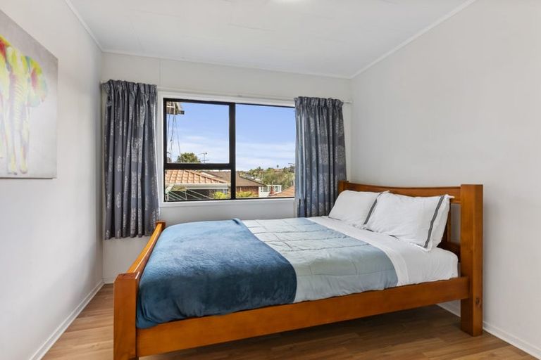 Photo of property in 54 Glennandrew Drive, Half Moon Bay, Auckland, 2012