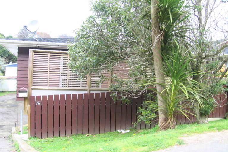 Photo of property in 2 Burdendale Grove, Churton Park, Wellington, 6037