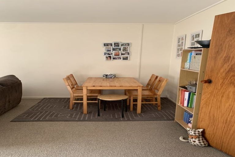 Photo of property in 14u1 Hector Street, Seatoun, Wellington, 6022