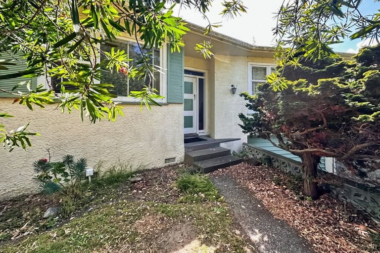 Photo of property in 43 Manuka Street, Castlecliff, Whanganui, 4501