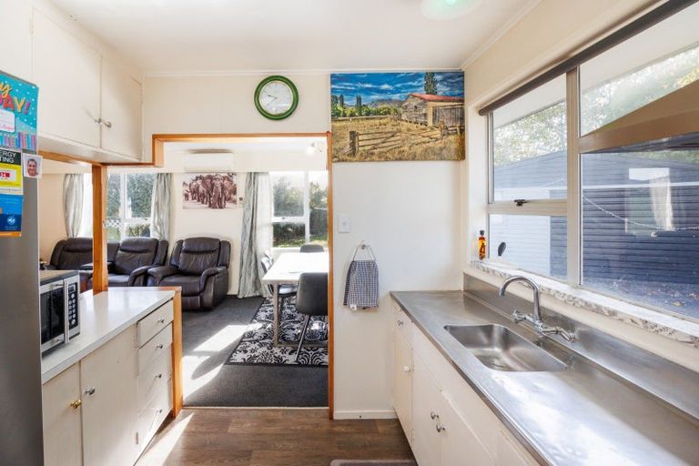 Photo of property in 48 Somerset Crescent, Highbury, Palmerston North, 4412