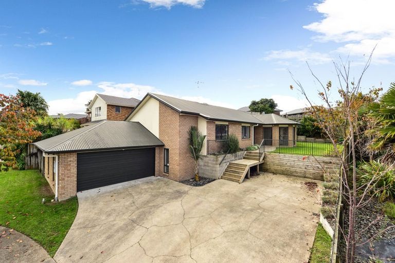 Photo of property in 15 Arundel Place, Nawton, Hamilton, 3200