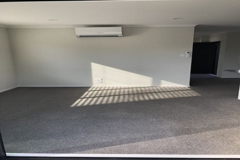Photo of property in 10u2 Heath Street, Saint Andrews, Hamilton, 3200