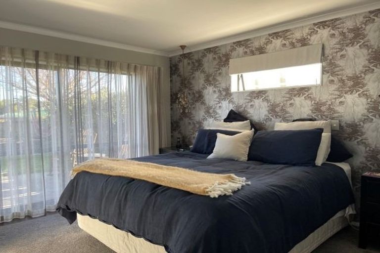 Photo of property in 12 Mynah Place, Welcome Bay, Tauranga, 3112